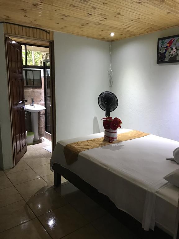 Manuel Antonio Hostel Resort 외부 사진
