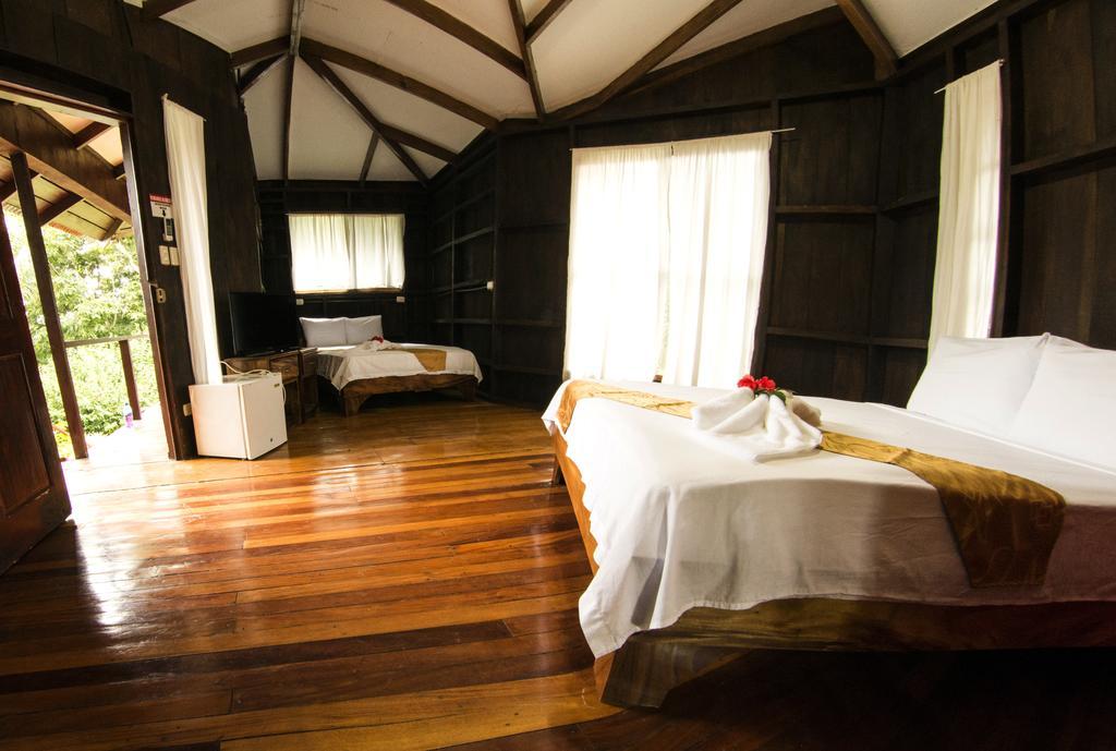 Manuel Antonio Hostel Resort 외부 사진