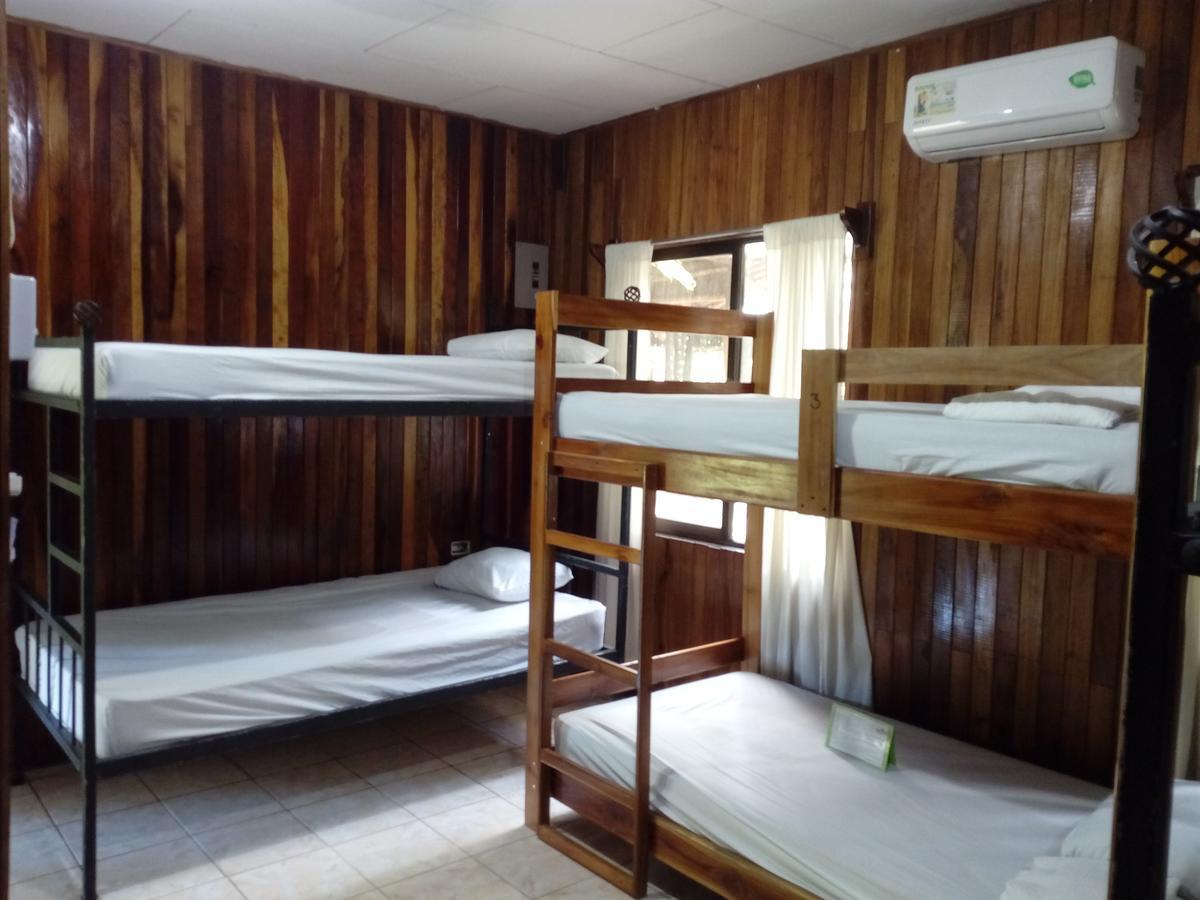 Manuel Antonio Hostel Resort 외부 사진